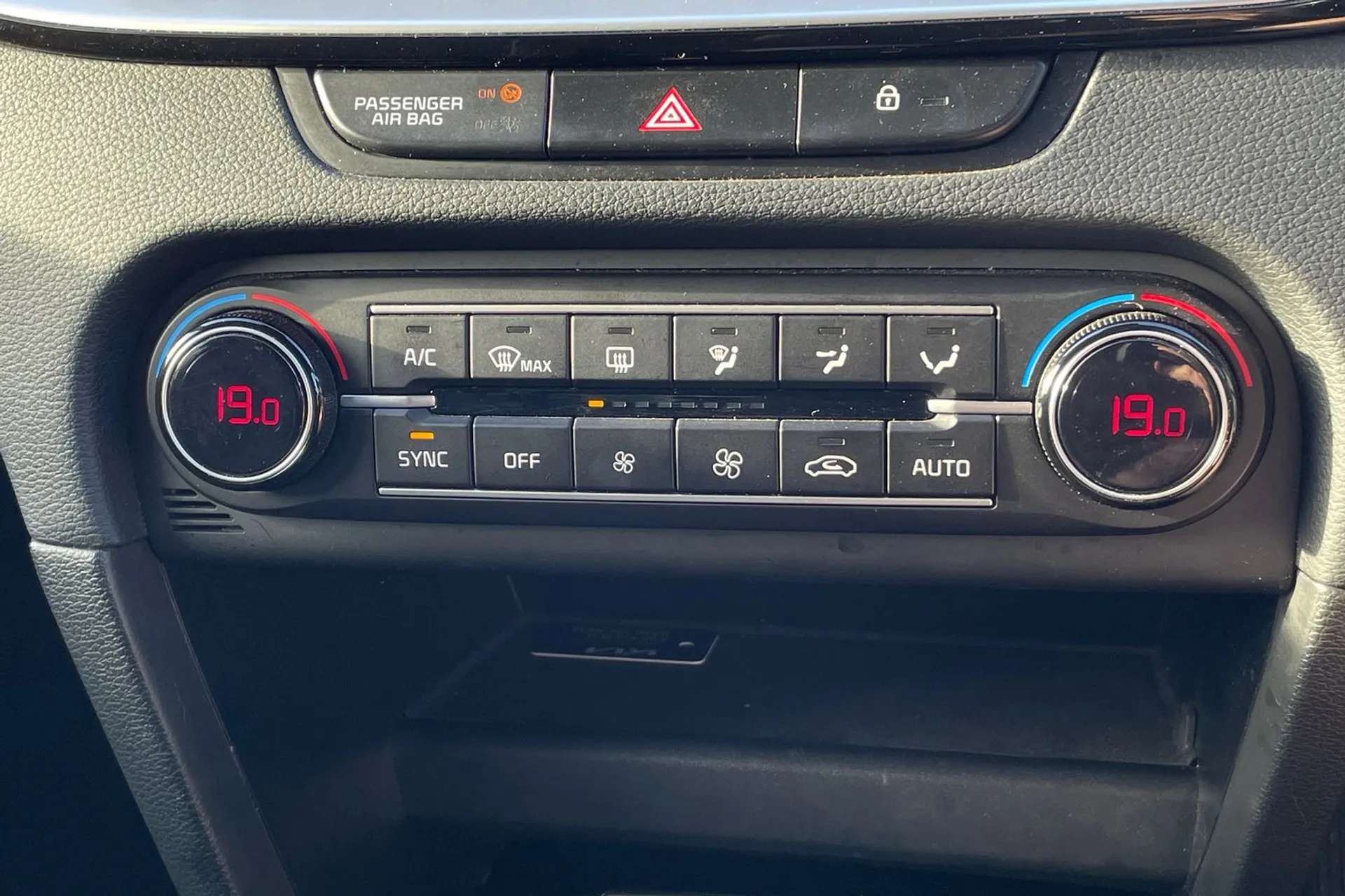 2023 KIA CEED 2023 KIA CEED