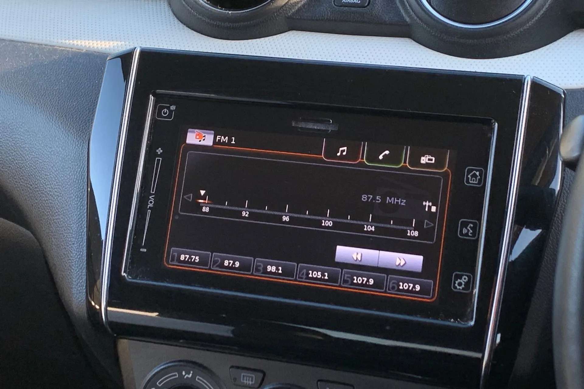 2020 SUZUKI SWIFT 2020 SUZUKI SWIFT