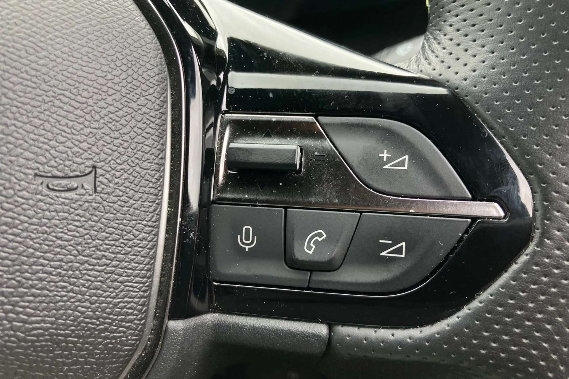 2022 PEUGEOT 308 2022 PEUGEOT 308