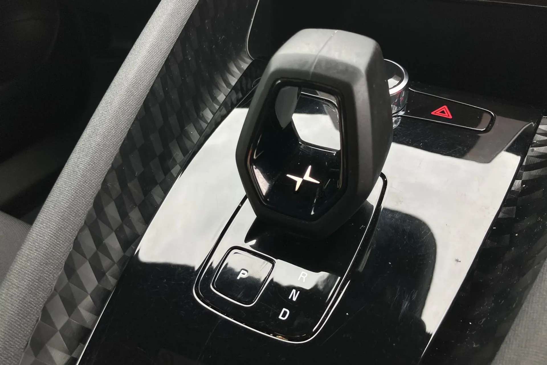 2022 POLESTAR 2 2022 POLESTAR 2