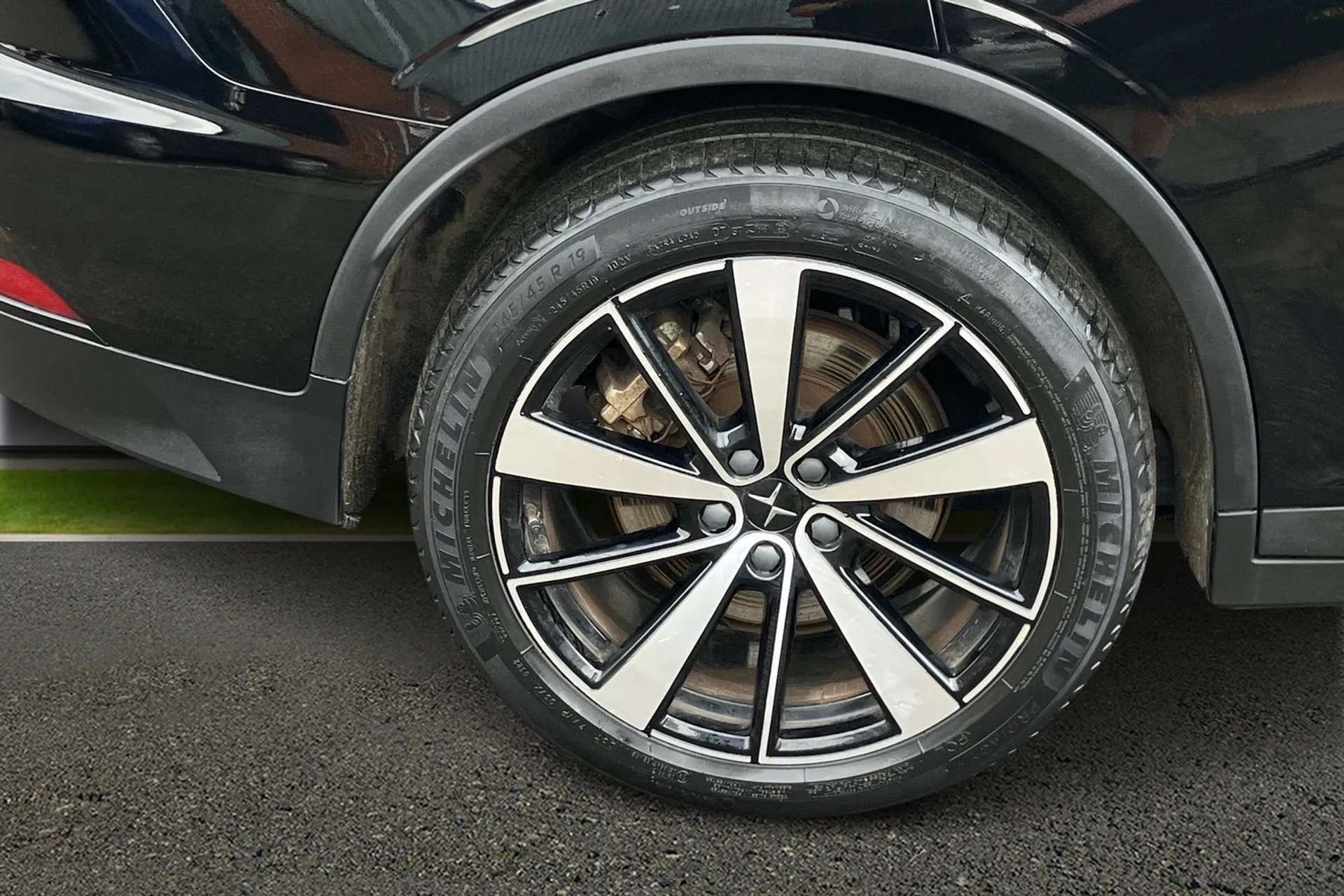 2022 POLESTAR 2 2022 POLESTAR 2