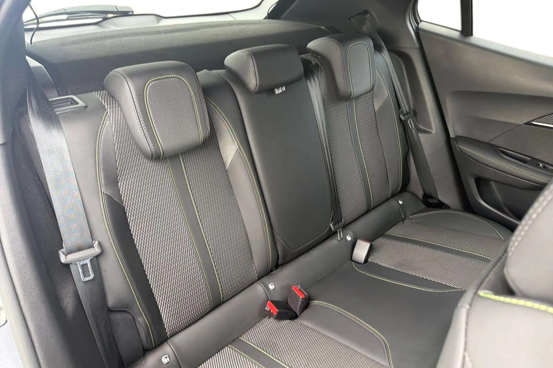 2025 PEUGEOT 2008 2025 PEUGEOT 2008