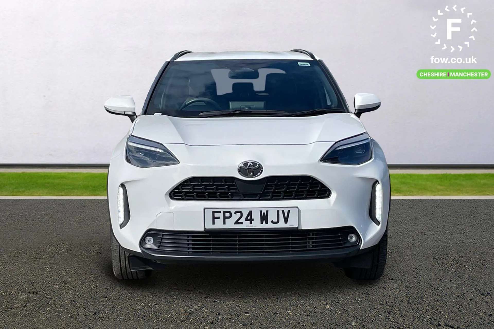 2024 TOYOTA YARIS CROSS 2024 TOYOTA YARIS CROSS