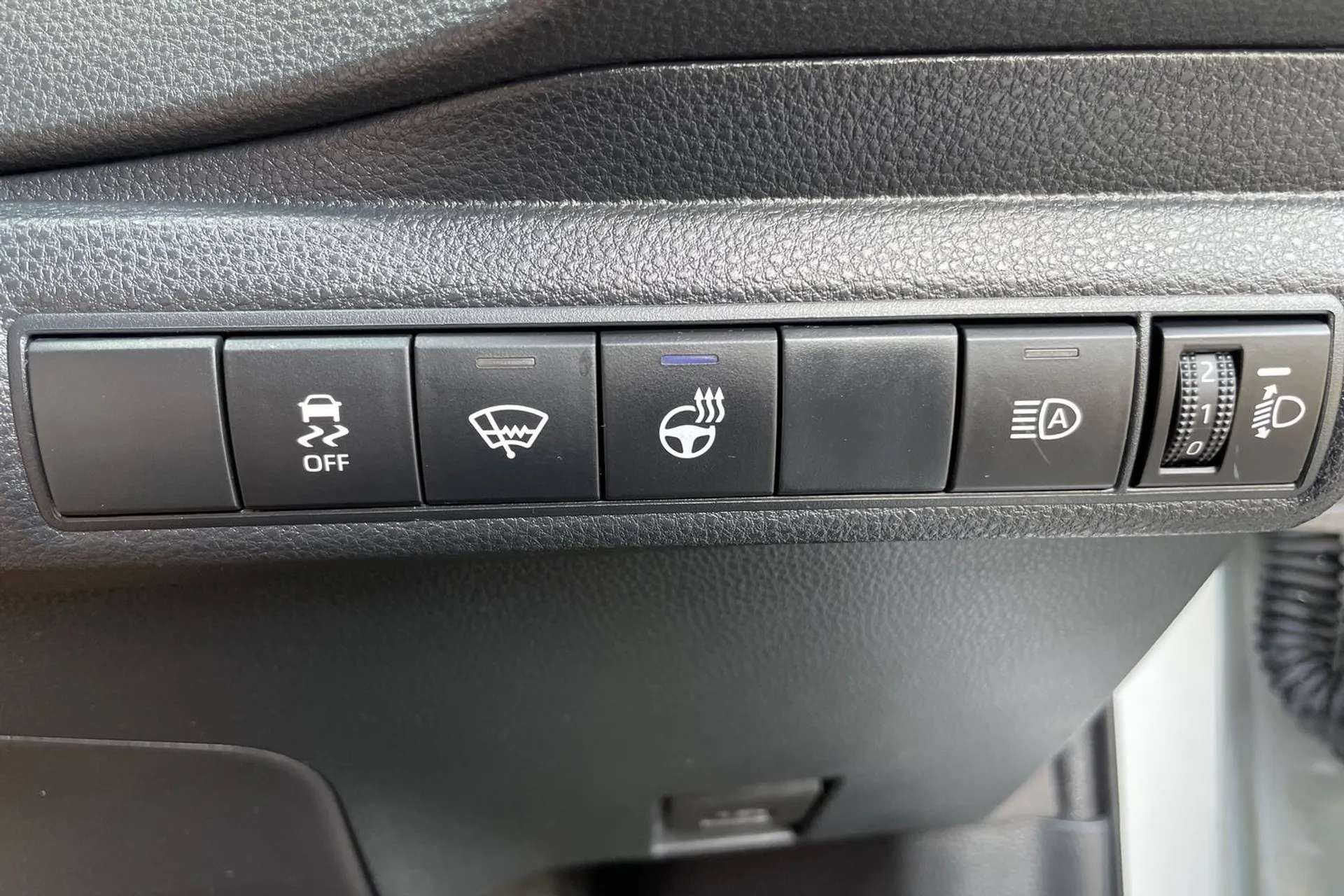 2021 SUZUKI SWACE 2021 SUZUKI SWACE
