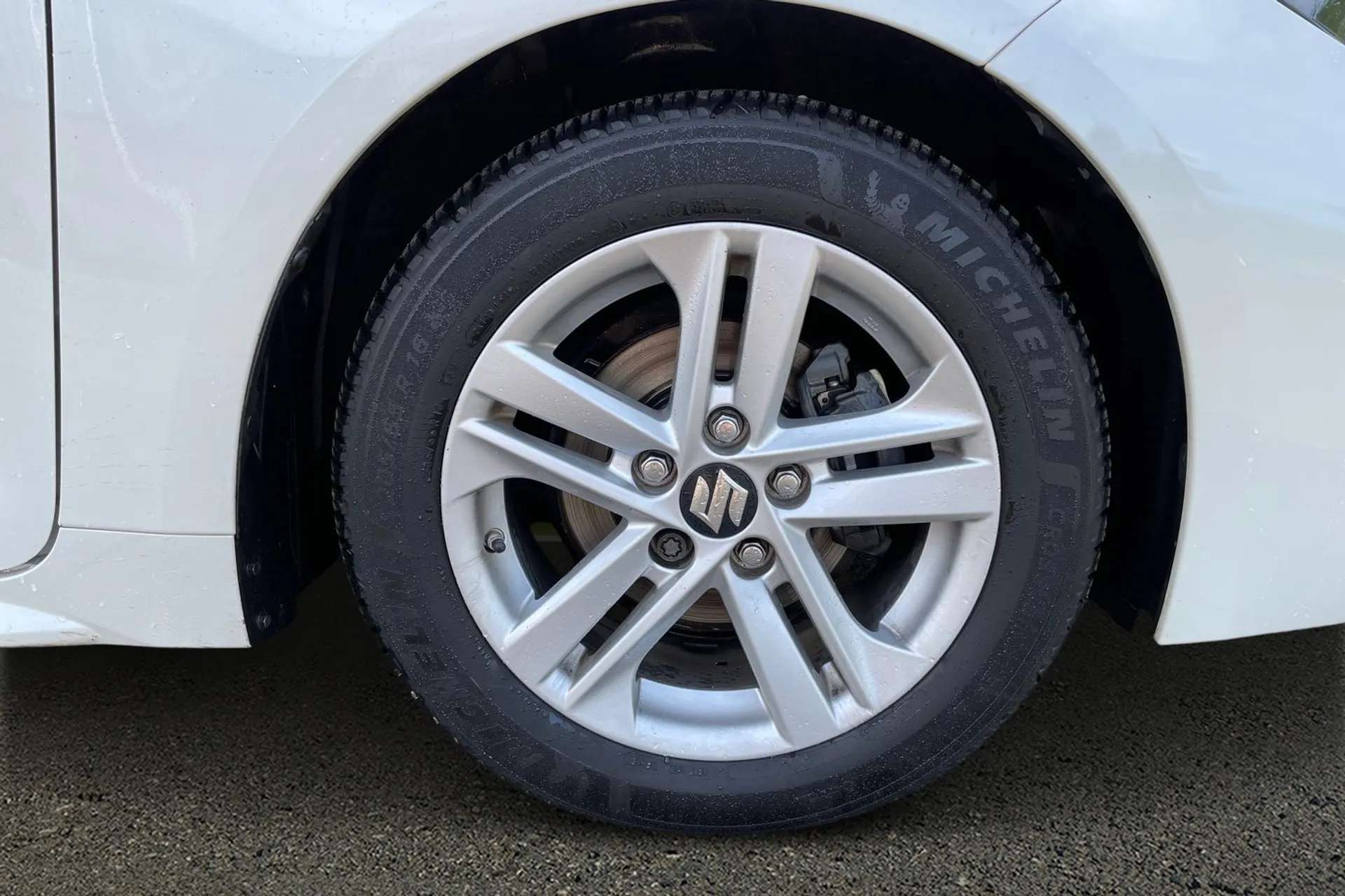 2021 SUZUKI SWACE 2021 SUZUKI SWACE