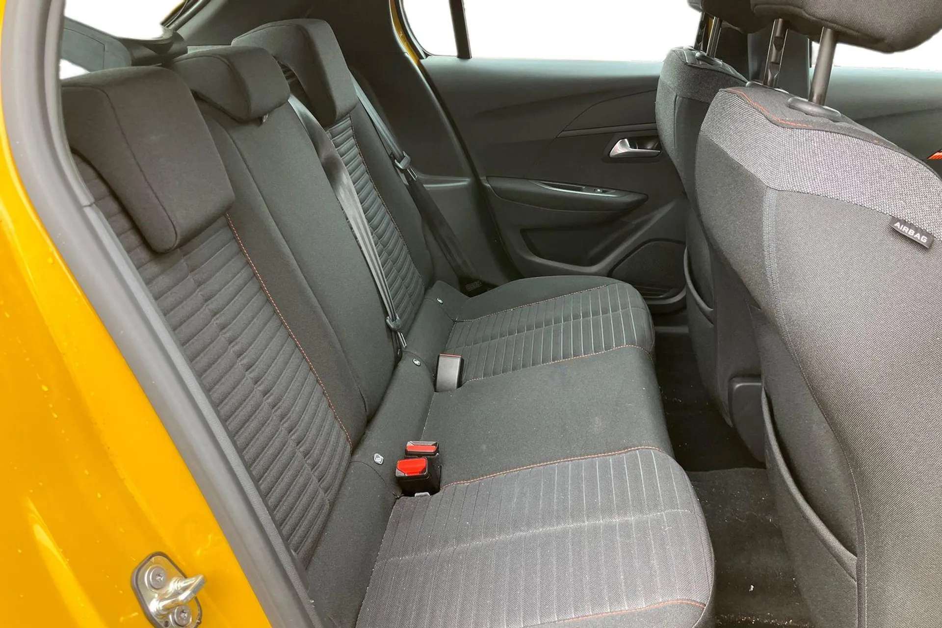 2021 PEUGEOT 208 2021 PEUGEOT 208