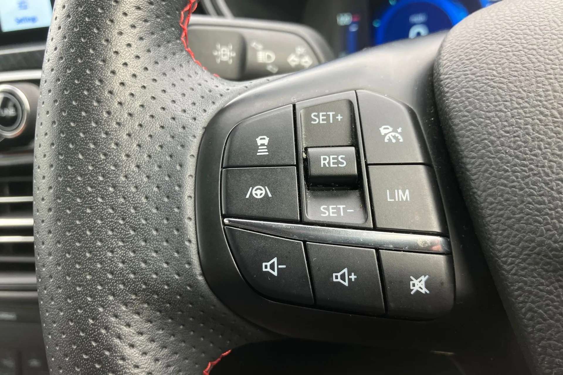2021 FORD KUGA 2021 FORD KUGA