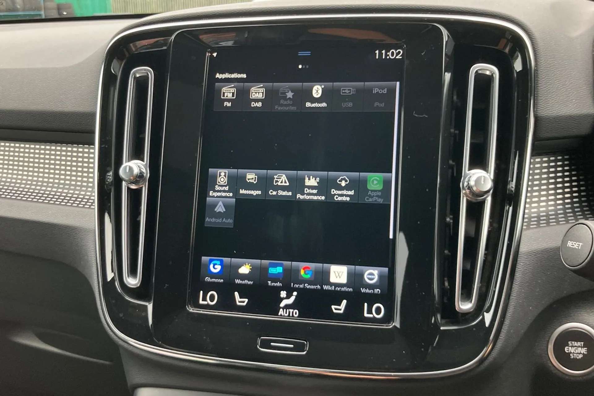 2021 VOLVO XC40 2021 VOLVO XC40