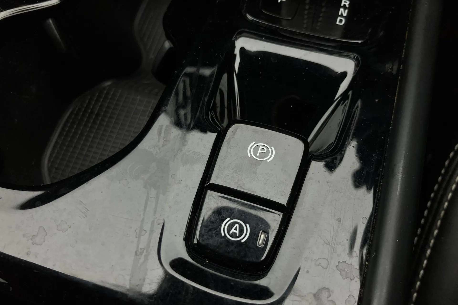 2021 VOLVO XC40 2021 VOLVO XC40