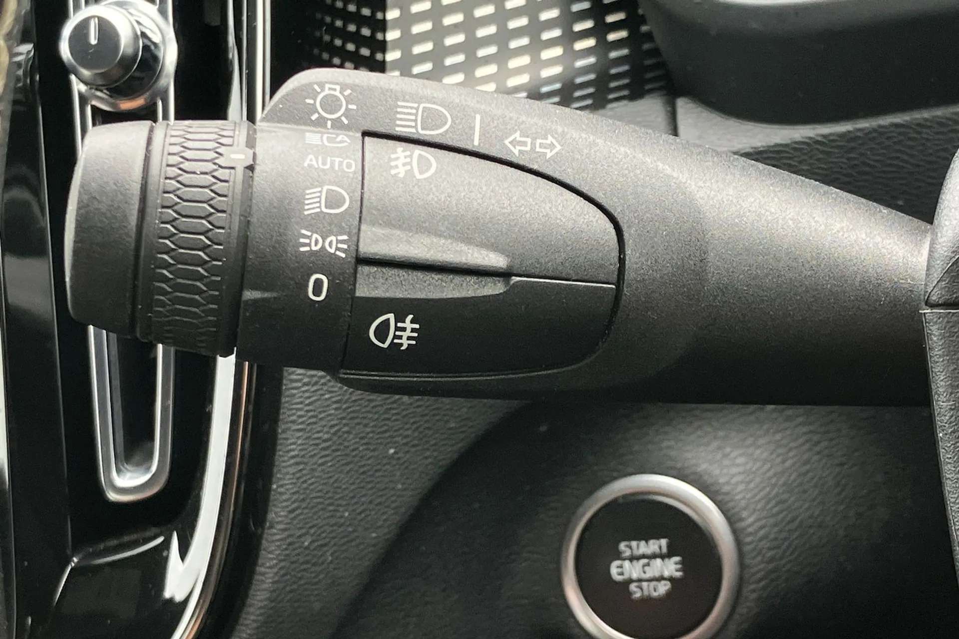 2021 VOLVO XC40 2021 VOLVO XC40