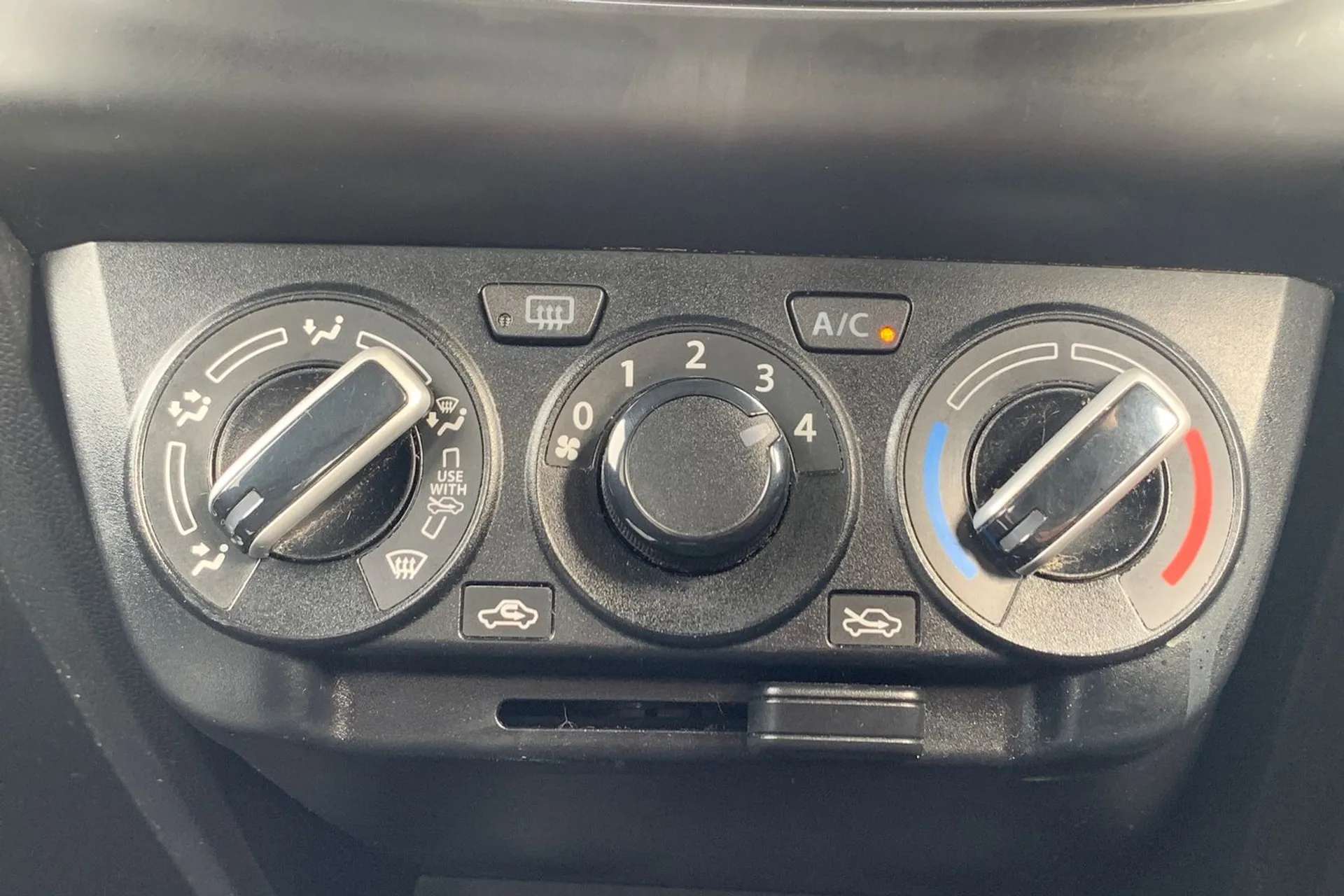 2019 SUZUKI SWIFT 2019 SUZUKI SWIFT