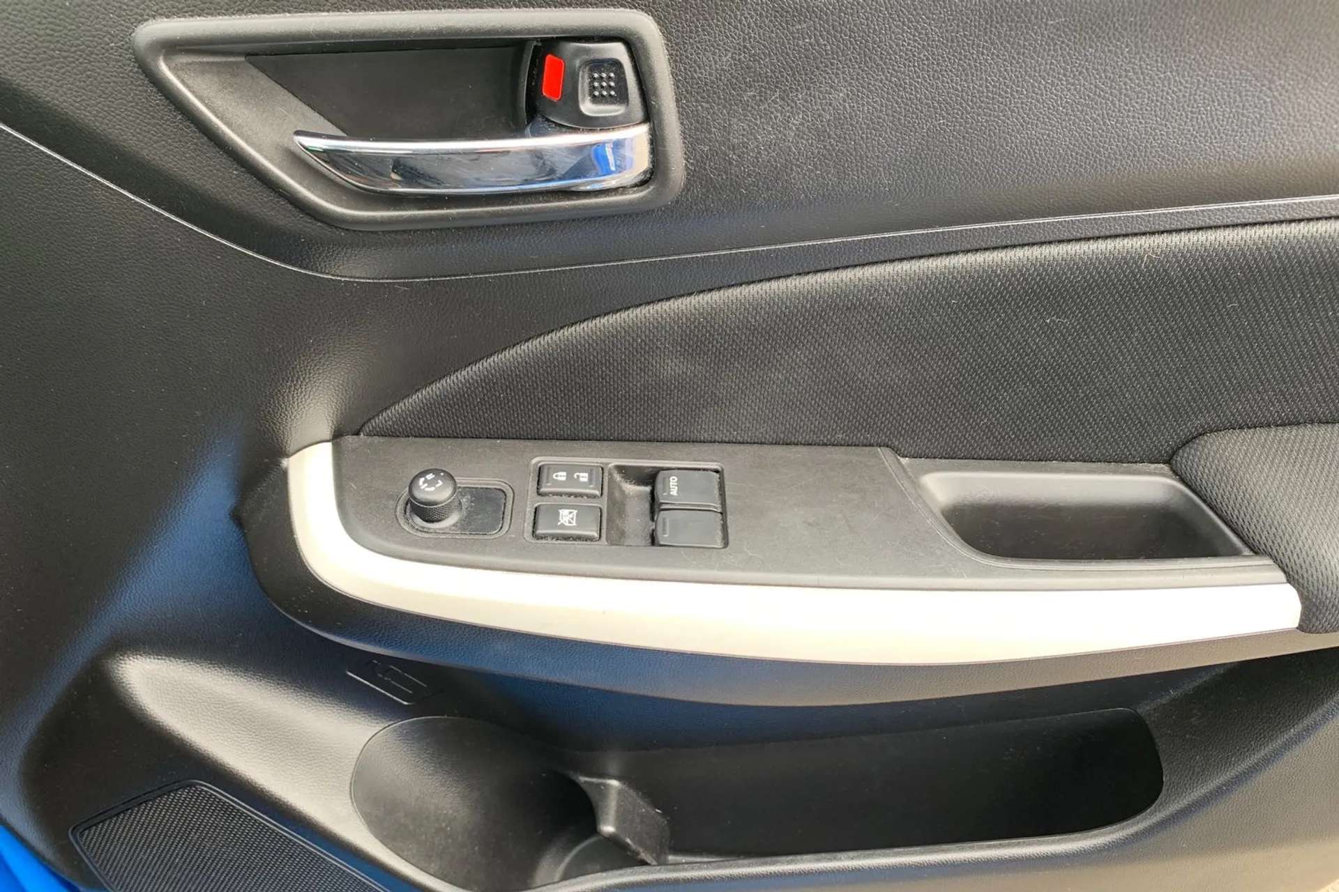 2019 SUZUKI SWIFT 2019 SUZUKI SWIFT