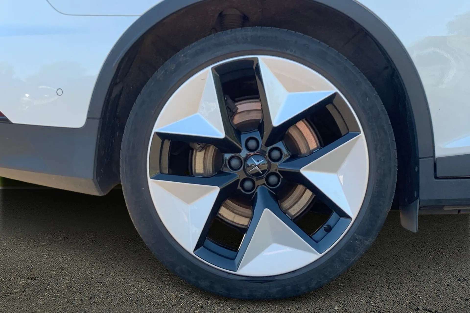 2023 POLESTAR 2 2023 POLESTAR 2