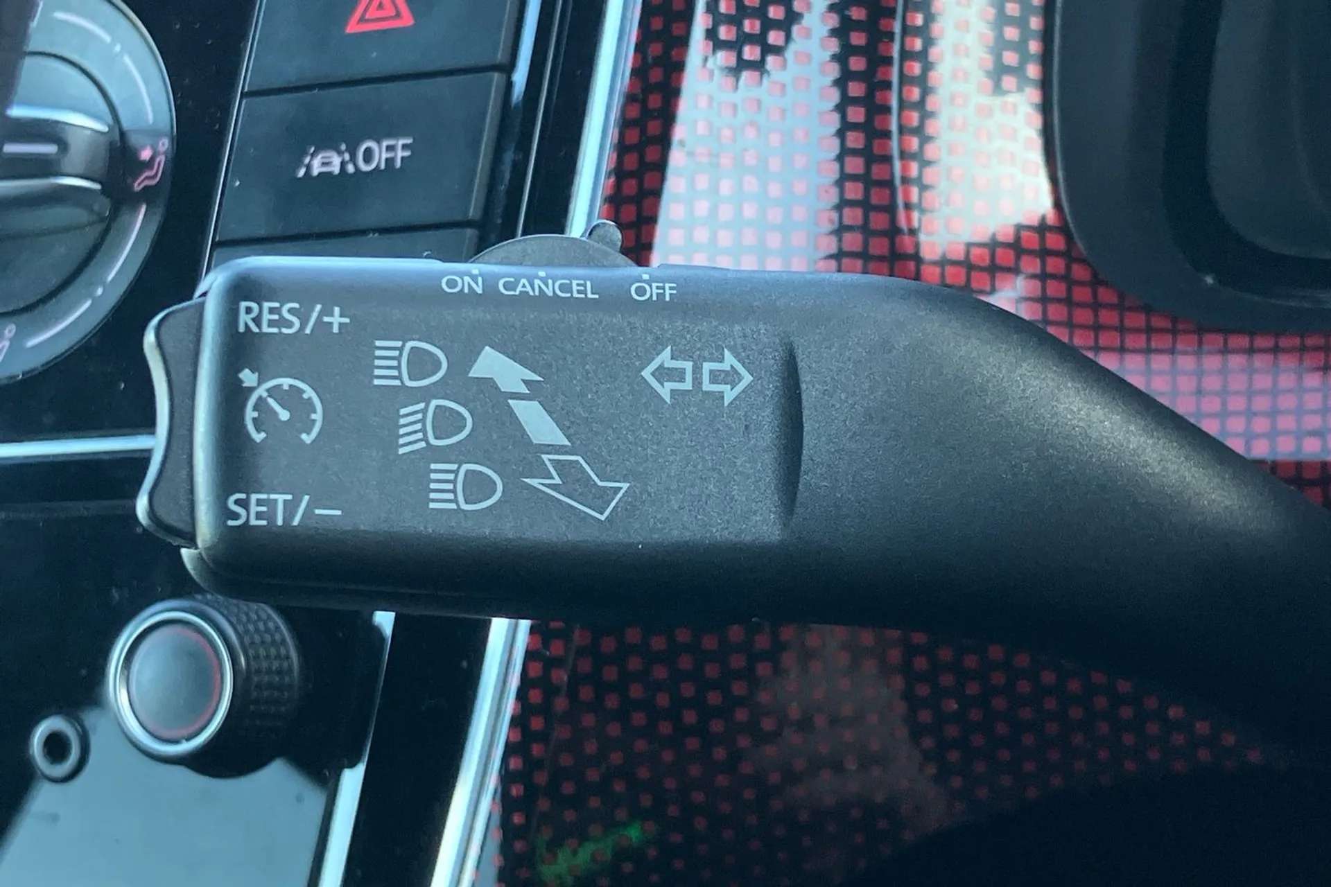 2021 VOLKSWAGEN UP 2021 VOLKSWAGEN UP