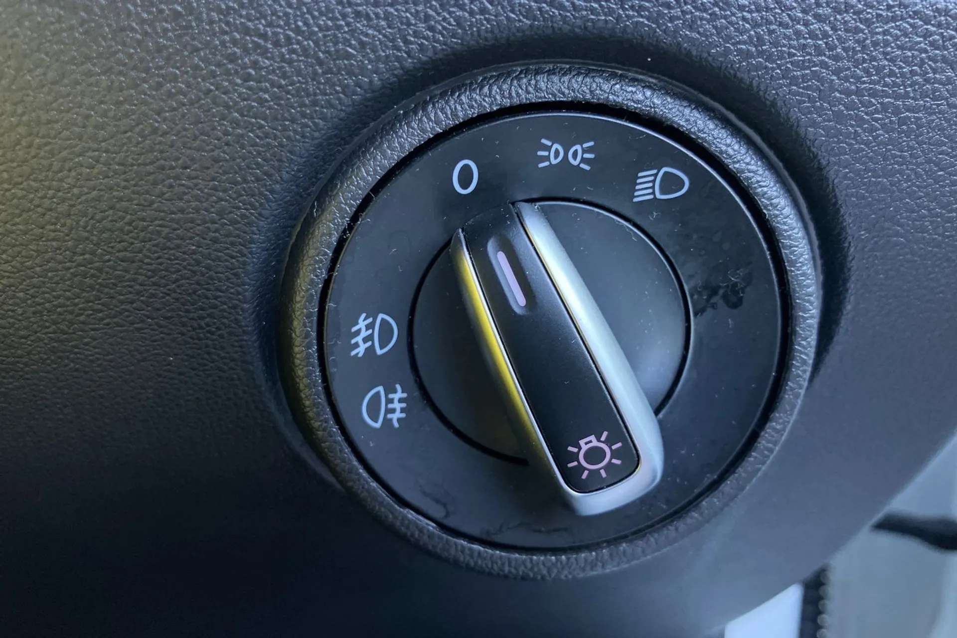 2021 VOLKSWAGEN UP 2021 VOLKSWAGEN UP