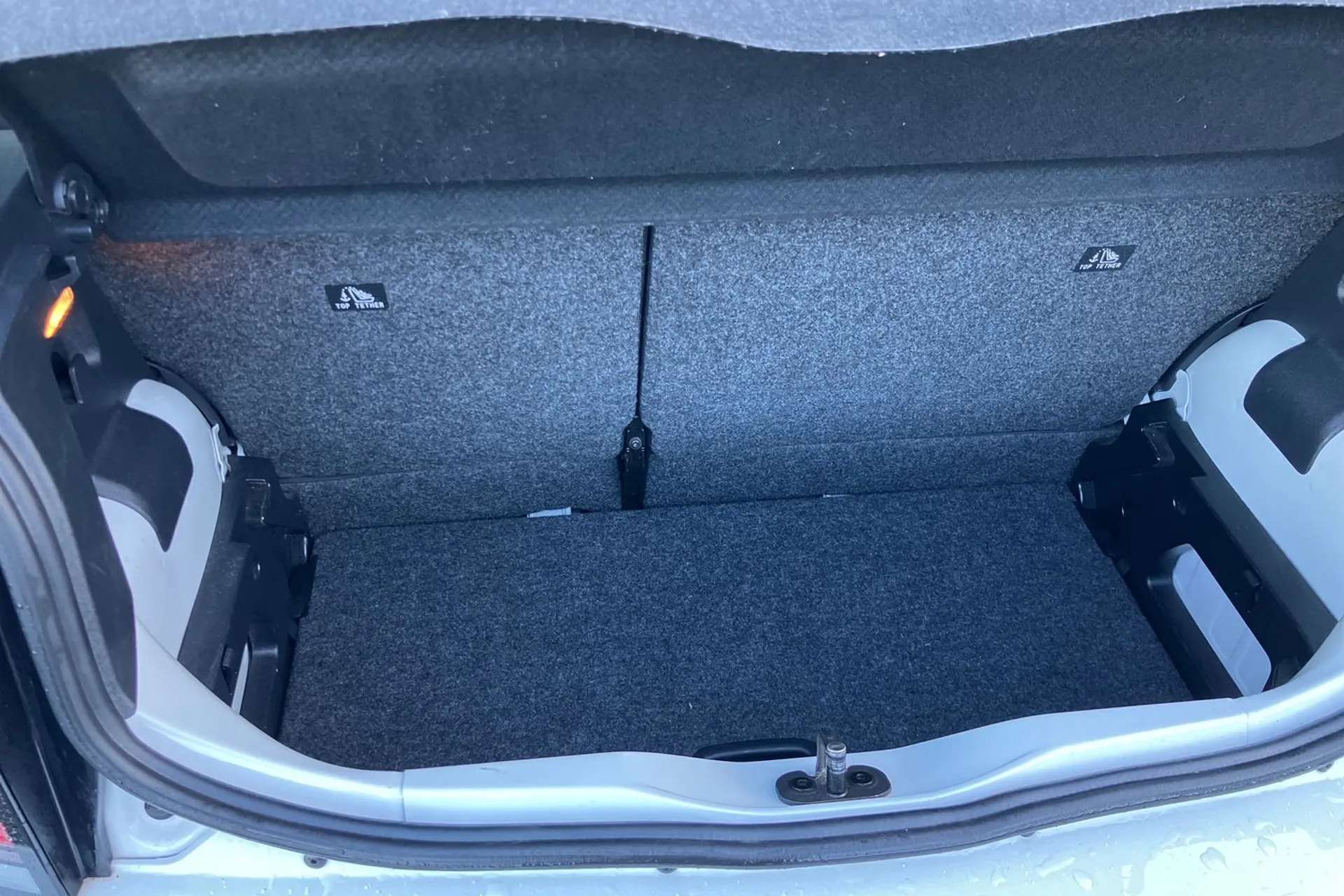 2021 VOLKSWAGEN UP 2021 VOLKSWAGEN UP