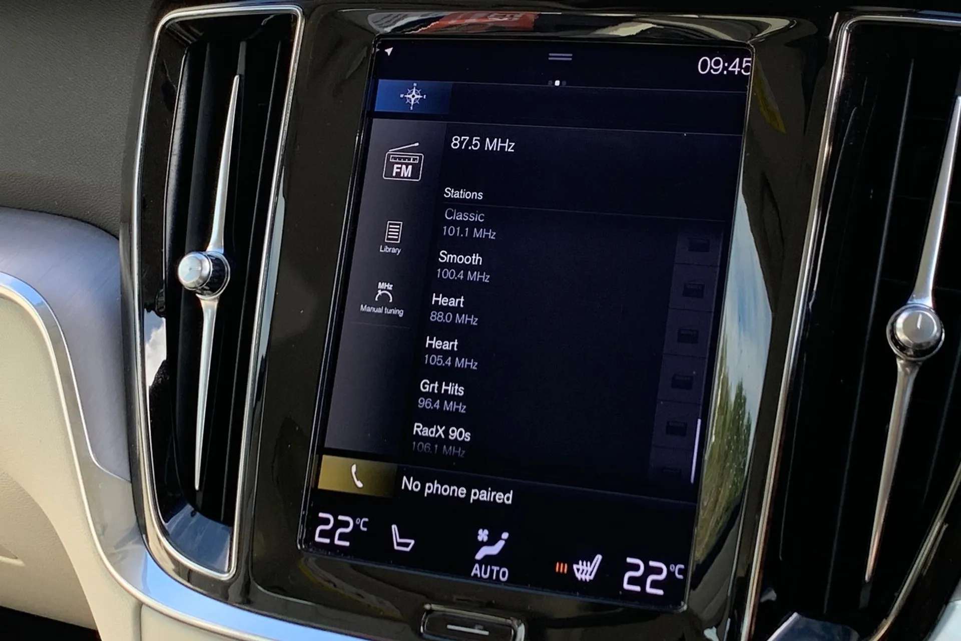 2022 VOLVO V60 2022 VOLVO V60