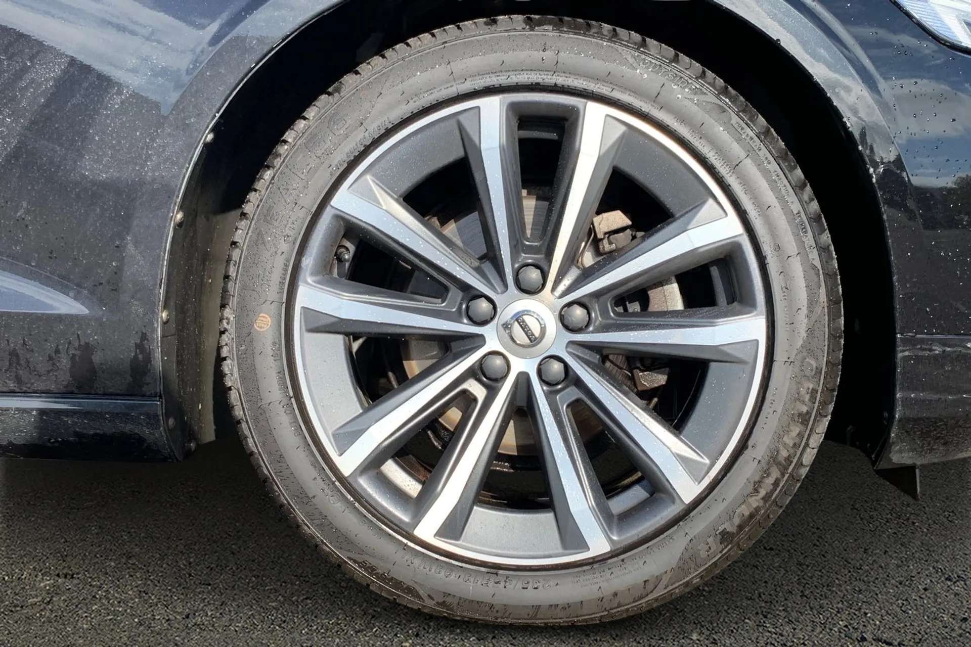 2022 VOLVO V60 2022 VOLVO V60