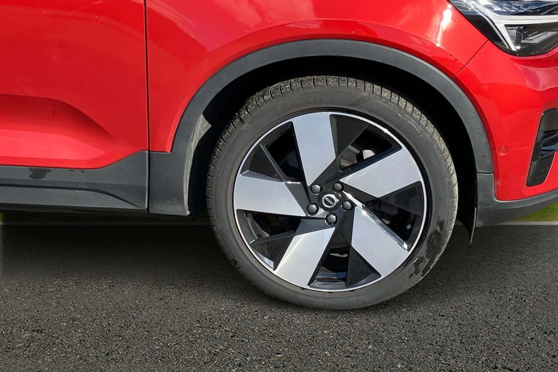 2022 VOLVO C40 2022 VOLVO C40