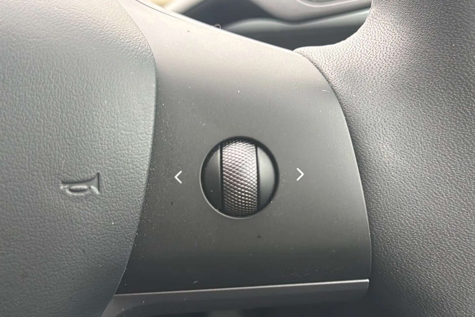2023 TESLA MODEL Y 2023 TESLA MODEL Y