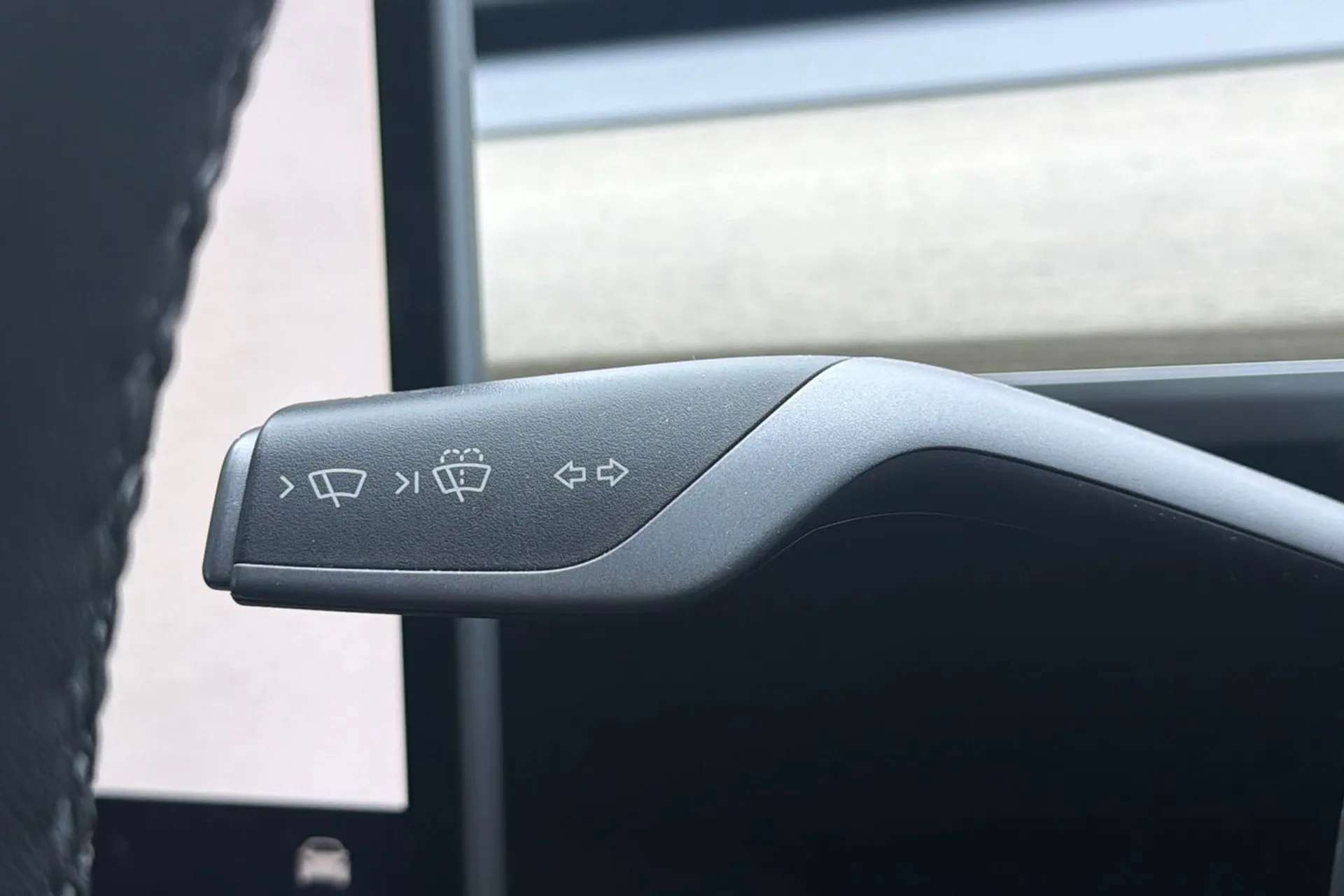 2023 TESLA MODEL Y 2023 TESLA MODEL Y