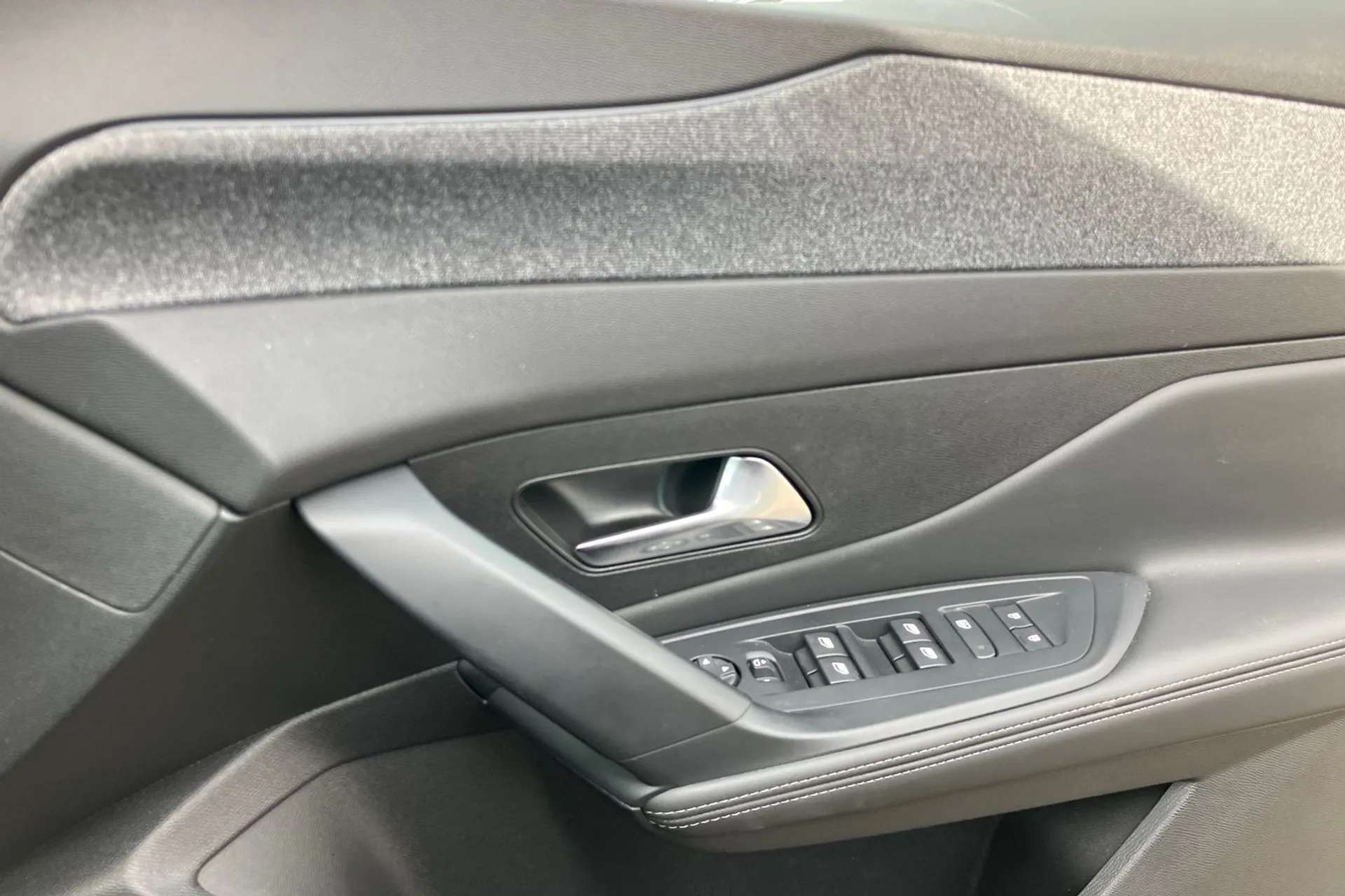 2023 PEUGEOT 408 2023 PEUGEOT 408