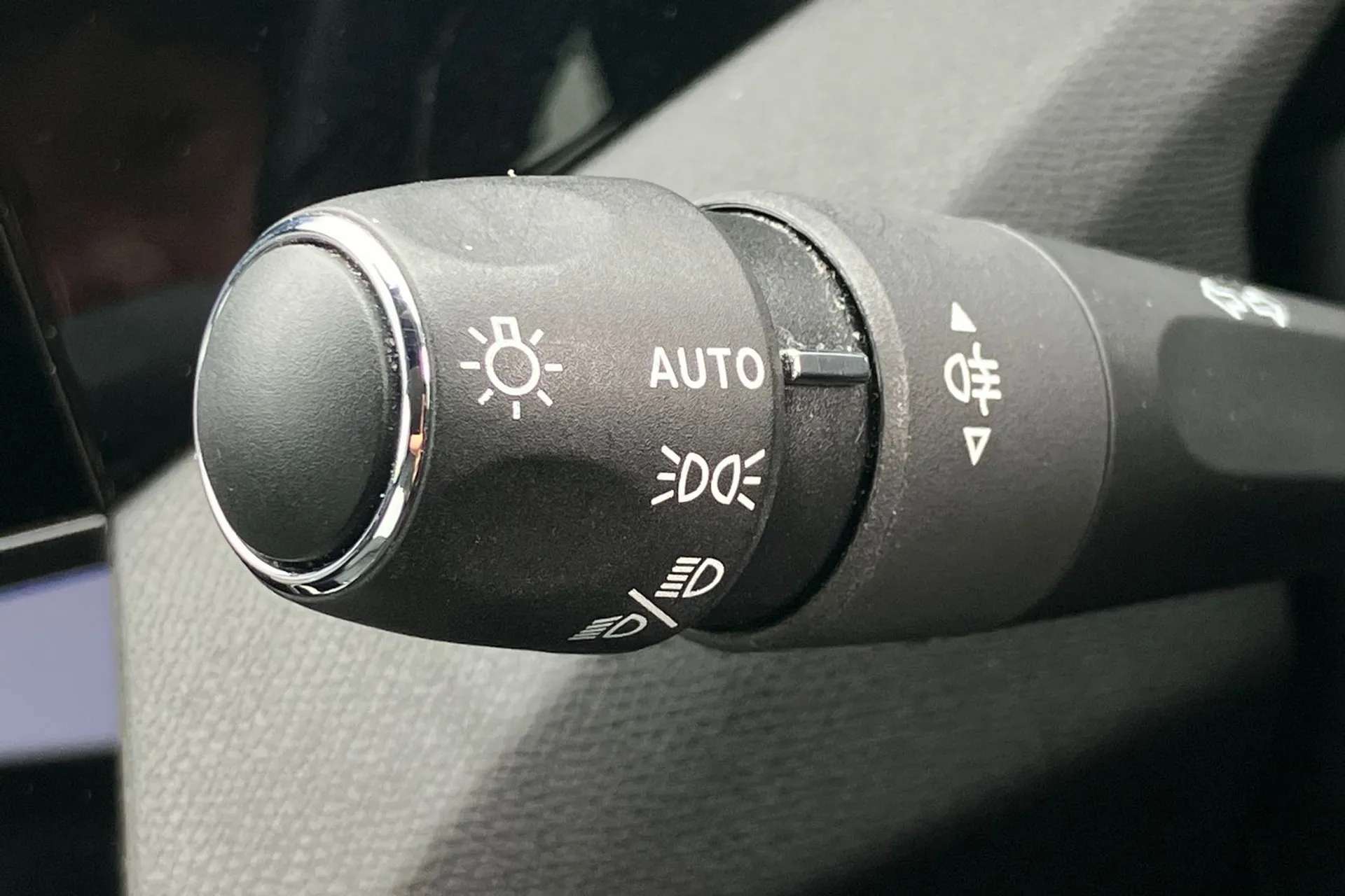 2023 PEUGEOT 408 2023 PEUGEOT 408