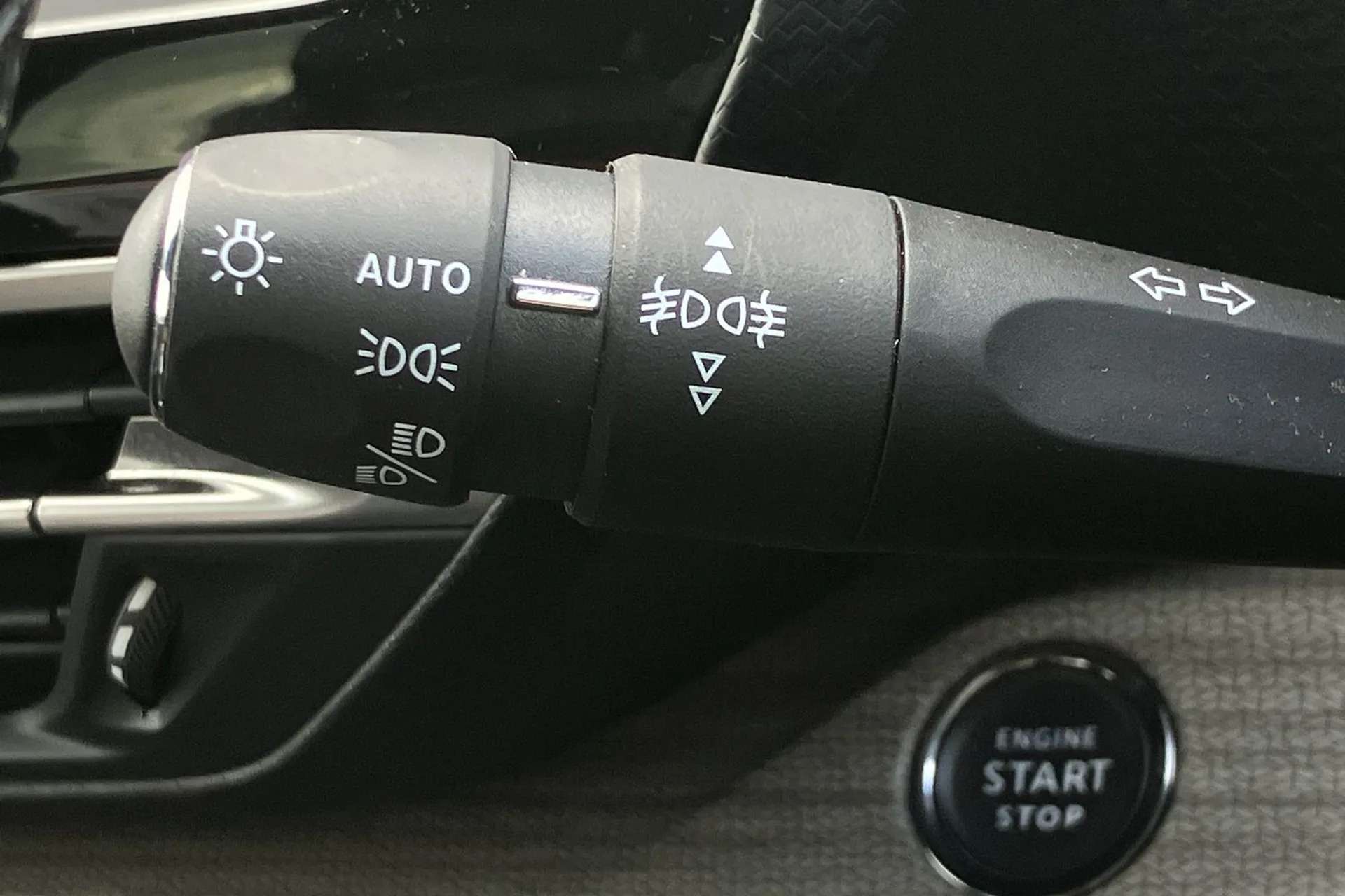 2024 CITROEN C5 X 2024 CITROEN C5 X