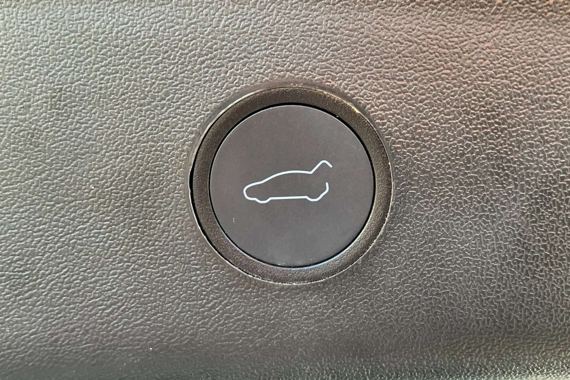 2023 TESLA MODEL 3 2023 TESLA MODEL 3