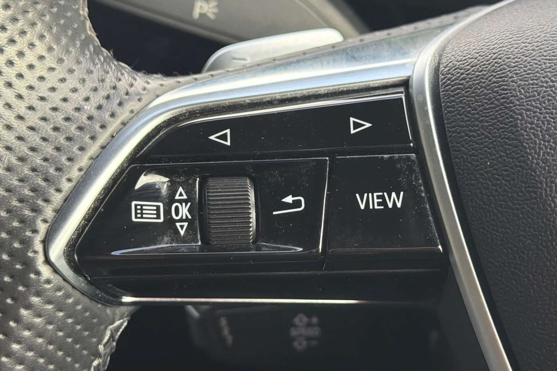2021 AUDI E-TRON 2021 AUDI E-TRON