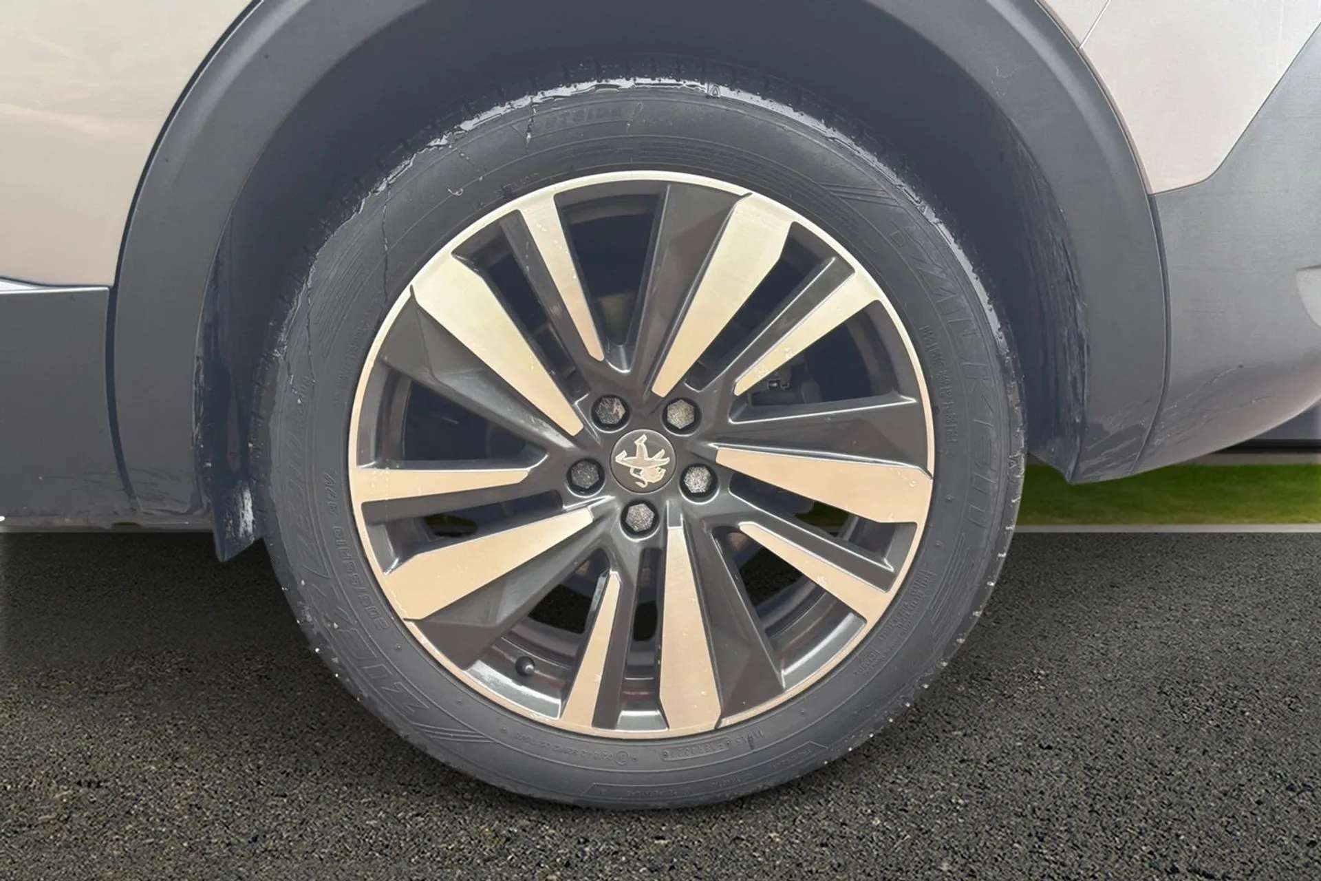2020 PEUGEOT 5008 2020 PEUGEOT 5008