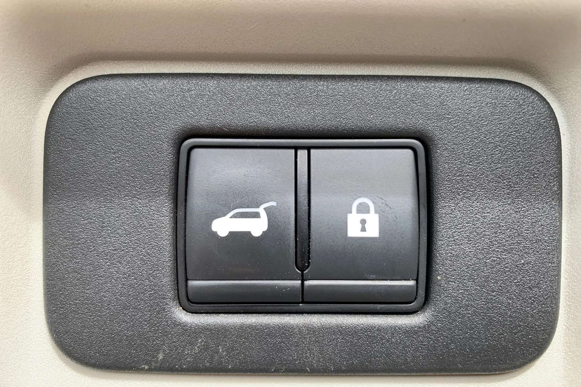 2023 NISSAN ARIYA 2023 NISSAN ARIYA