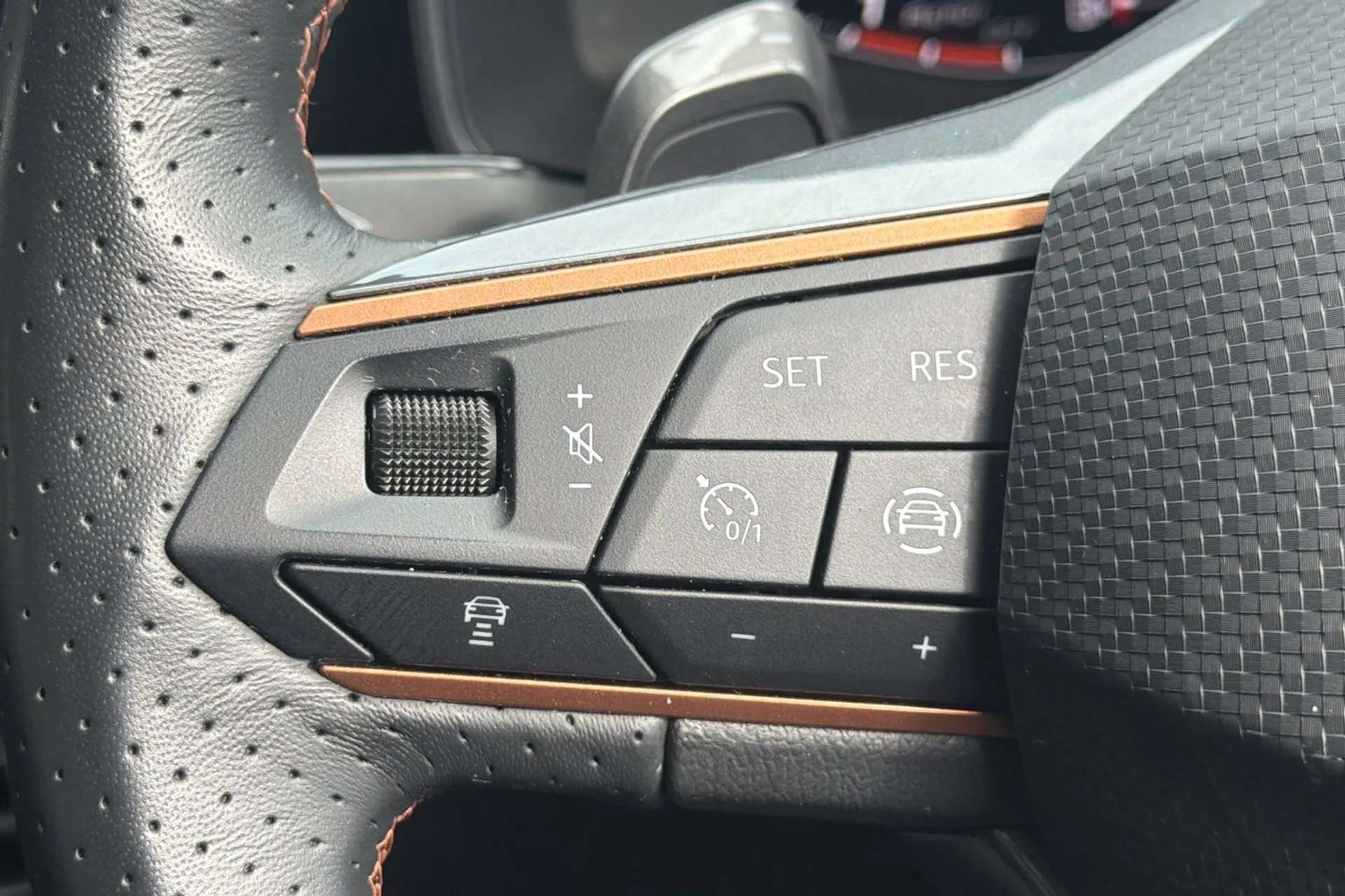 2023 CUPRA FORMENTOR 2023 CUPRA FORMENTOR