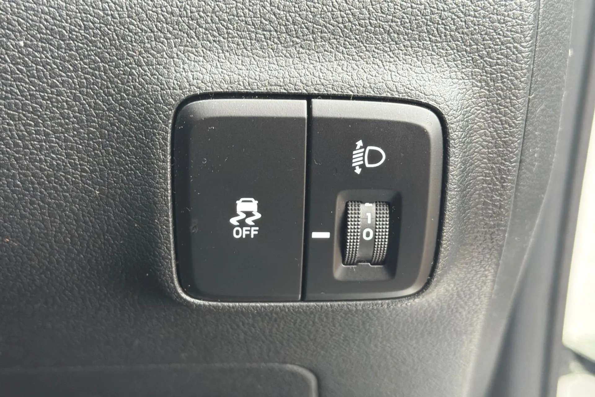 2023 HYUNDAI I10 2023 HYUNDAI I10