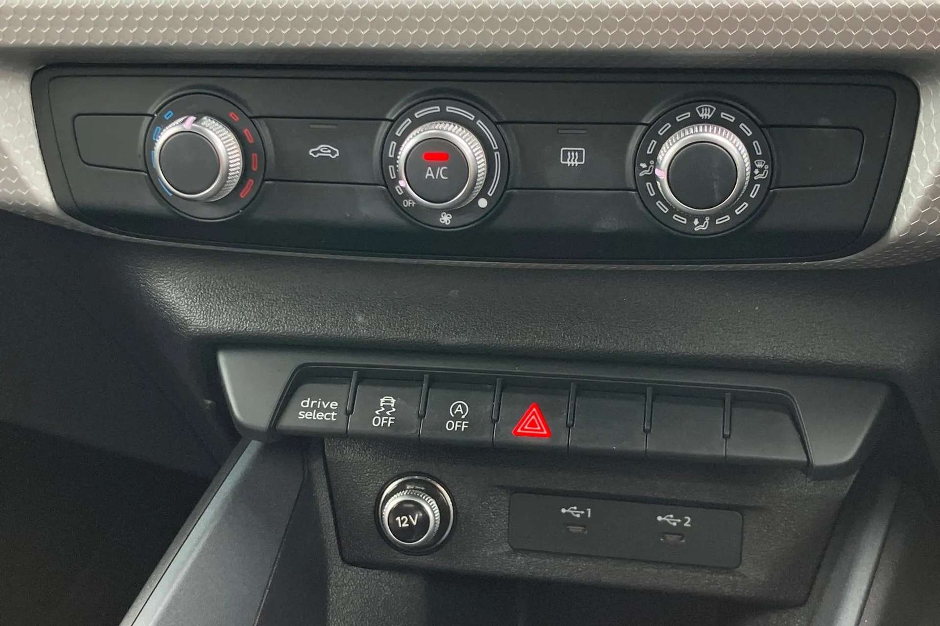 2022 AUDI A1 2022 AUDI A1