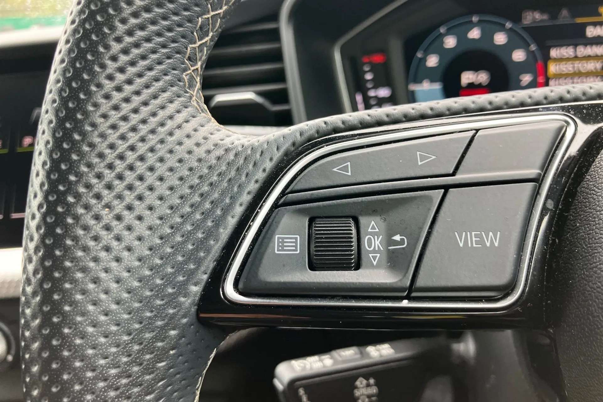 2022 AUDI A1 2022 AUDI A1