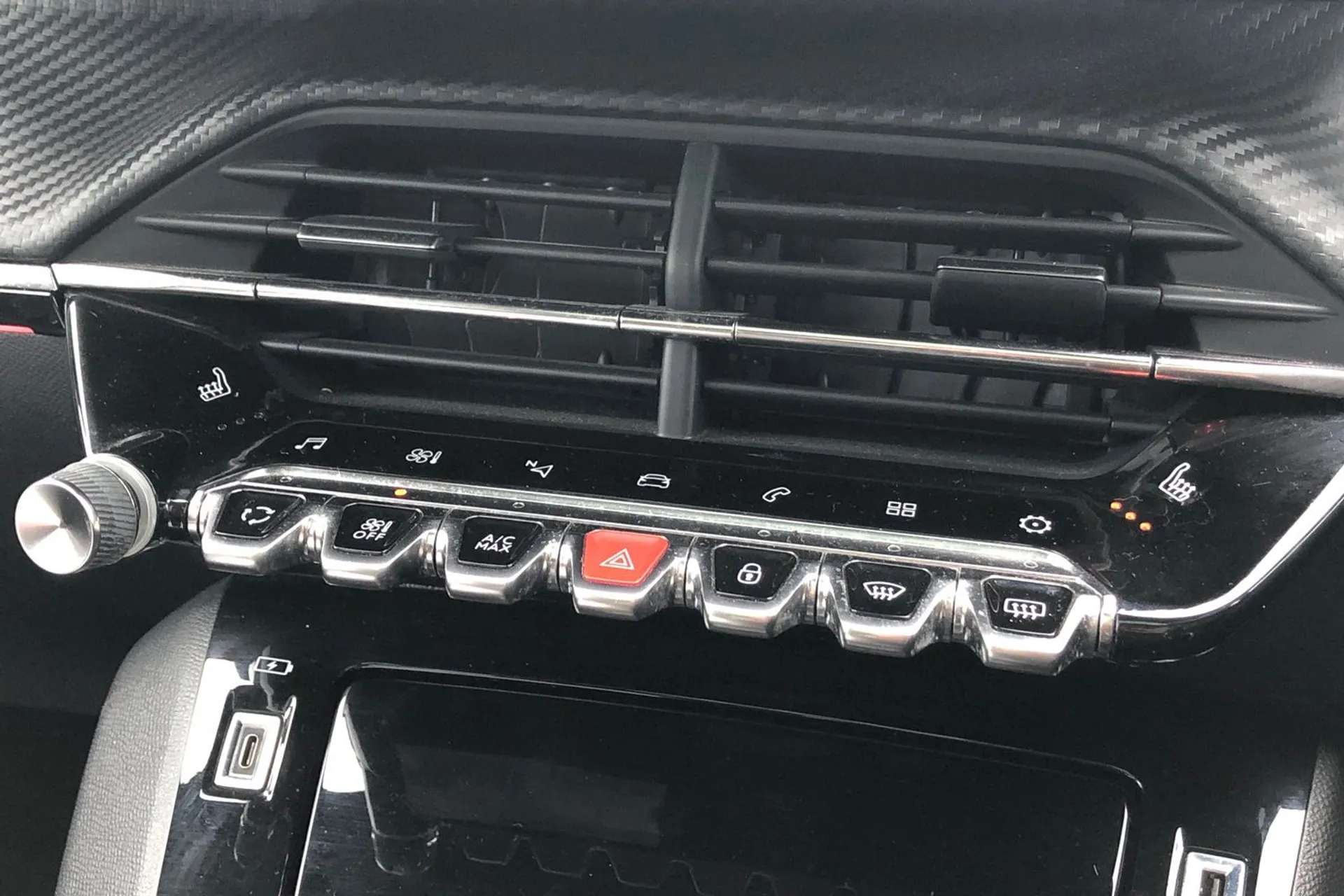 2020 PEUGEOT 2008 2020 PEUGEOT 2008