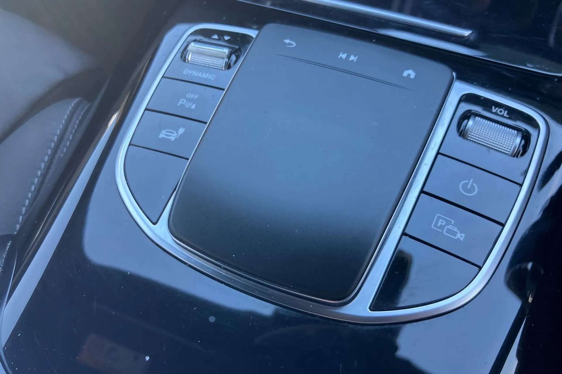 2021 MERCEDES-BENZ EQC 2021 MERCEDES-BENZ EQC