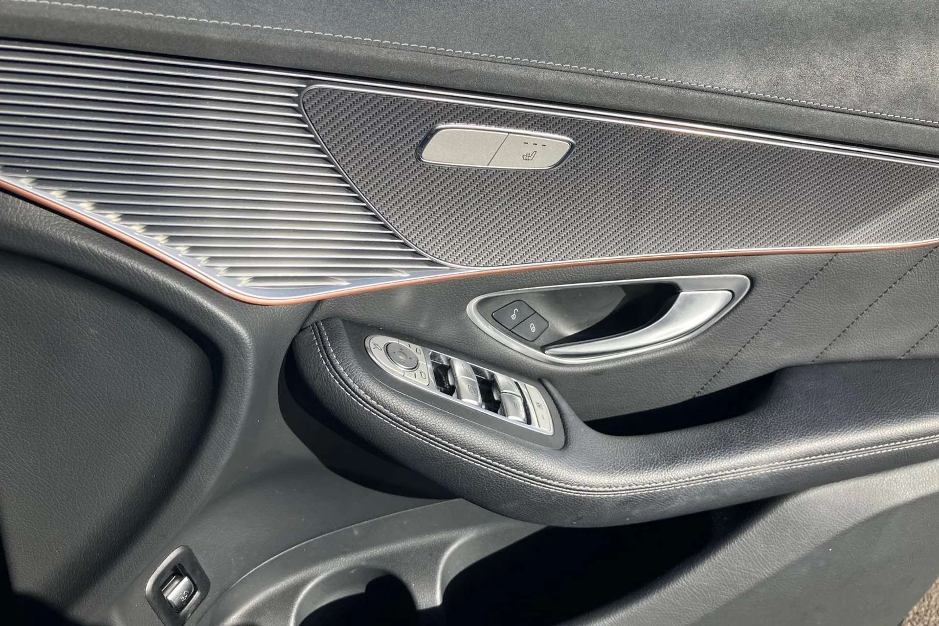 2021 MERCEDES-BENZ EQC 2021 MERCEDES-BENZ EQC