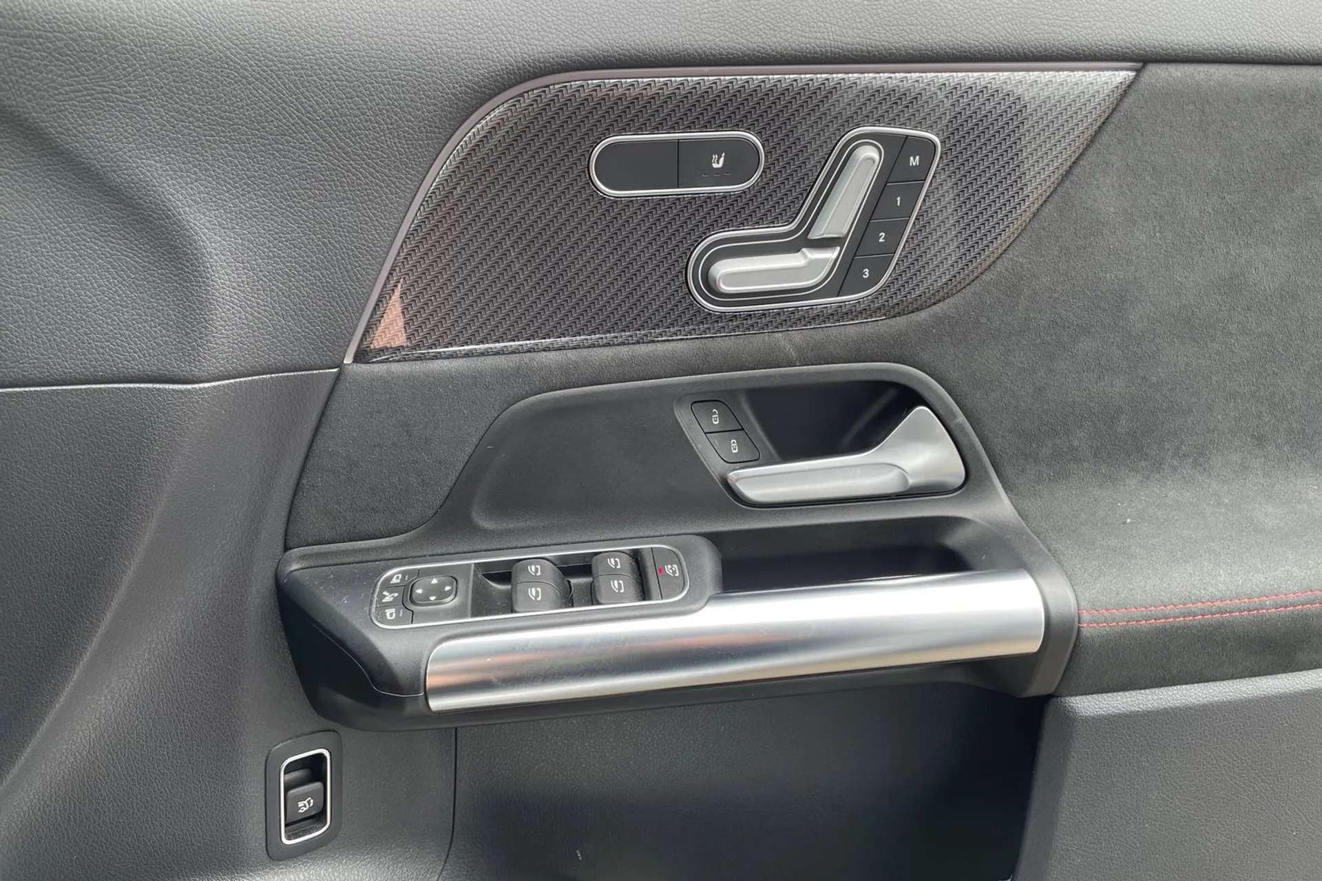 2021 MERCEDES-BENZ GLA 2021 MERCEDES-BENZ GLA