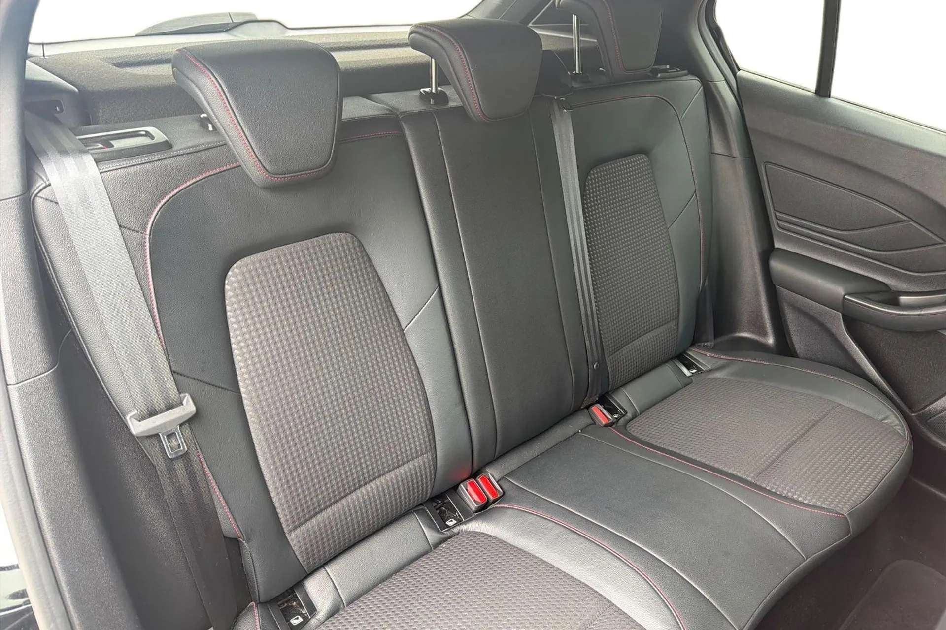 2021 FORD FOCUS 2021 FORD FOCUS