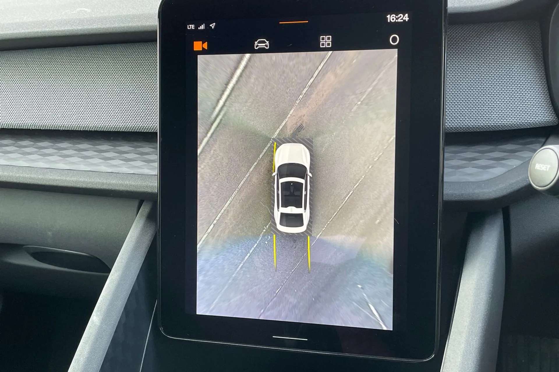 2022 POLESTAR 2 2022 POLESTAR 2