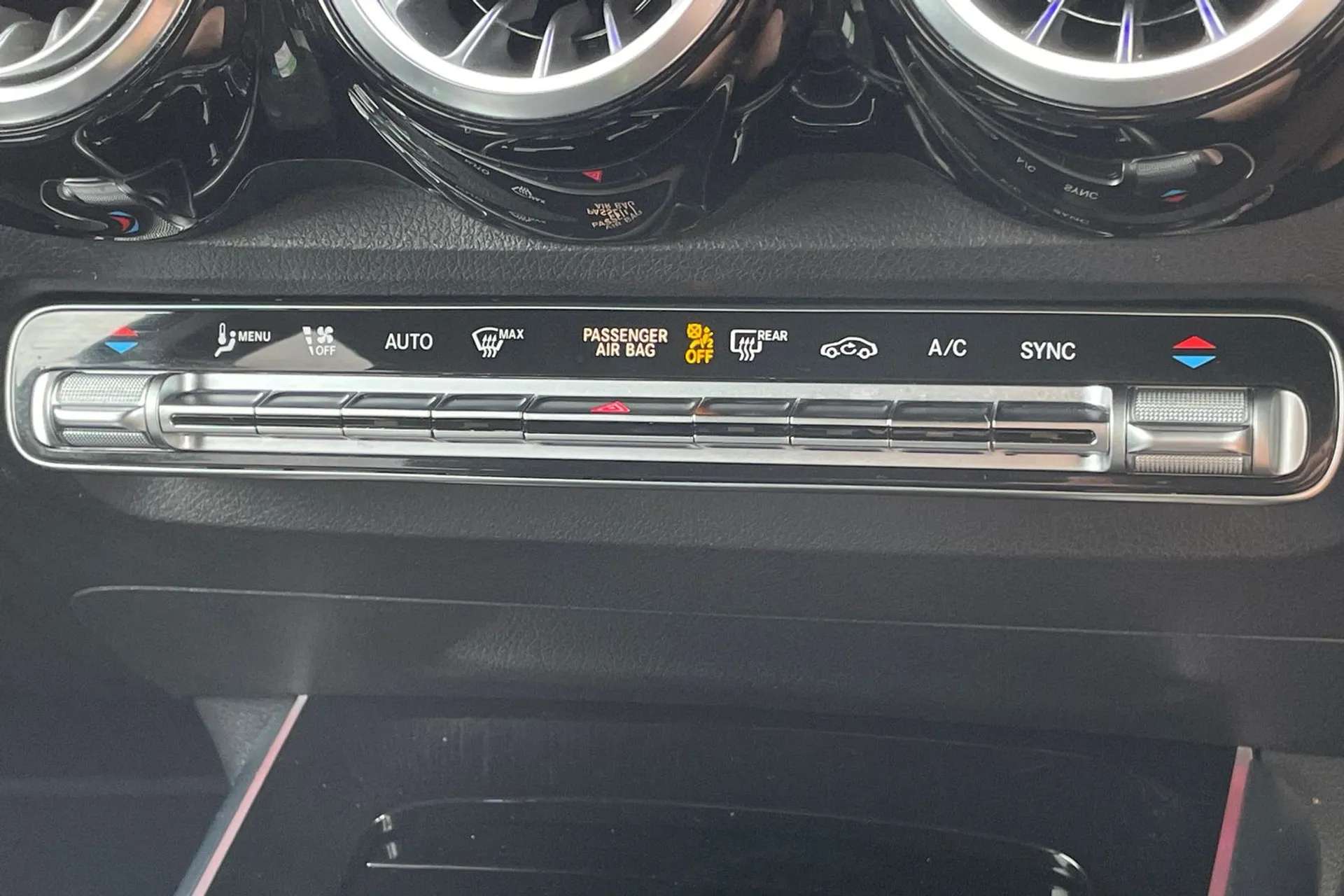 2022 MERCEDES-BENZ GLB 2022 MERCEDES-BENZ GLB