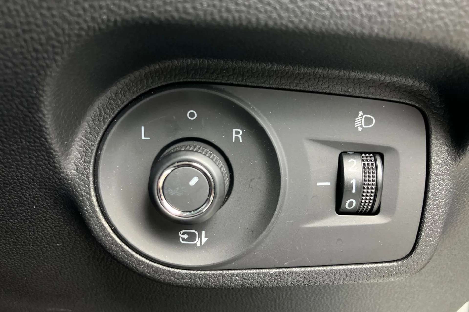 2025 MG MOTOR UK MG4 2025 MG MOTOR UK MG4