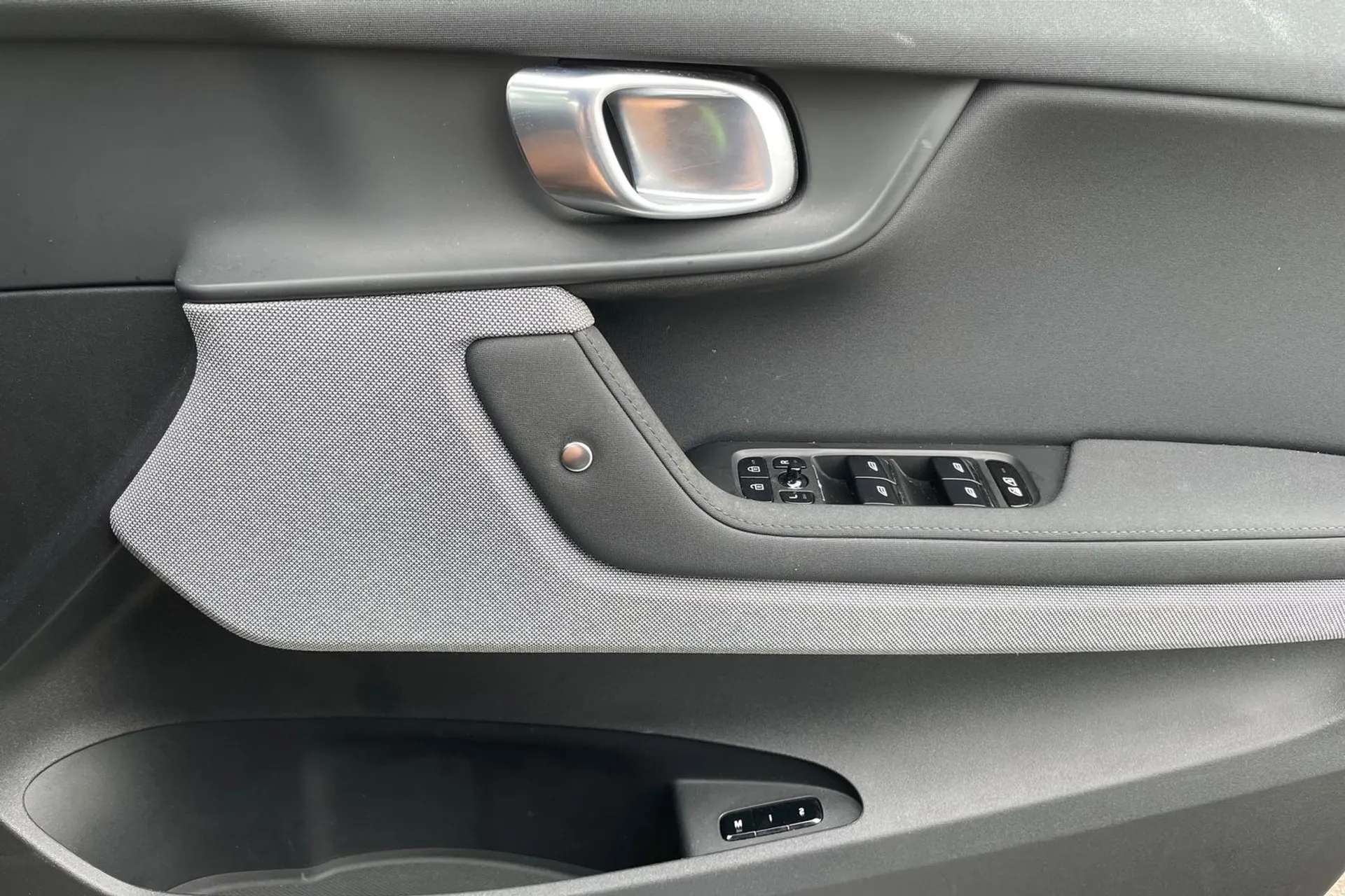 2022 POLESTAR 2 2022 POLESTAR 2