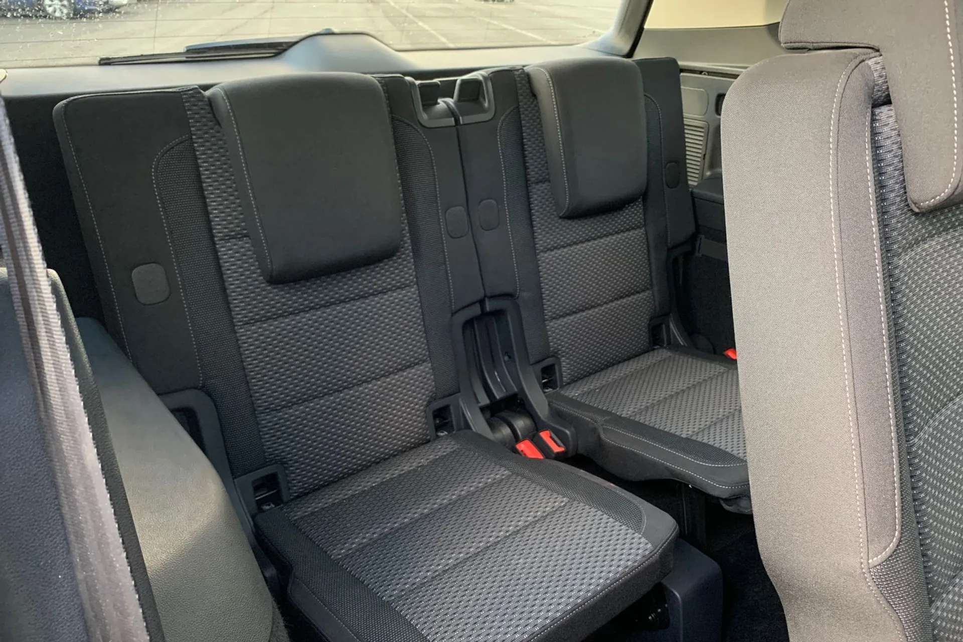 2025 VOLKSWAGEN TOURAN 2025 VOLKSWAGEN TOURAN