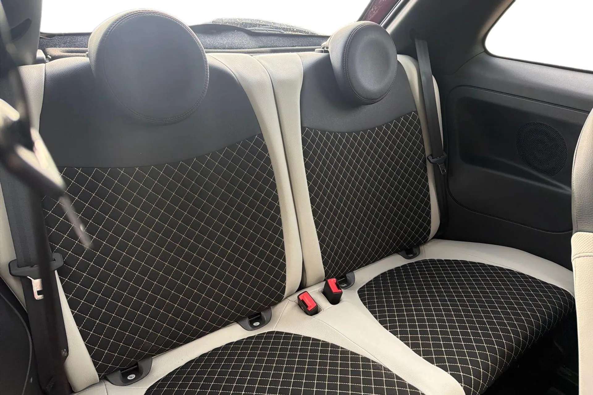 2021 FIAT 500 2021 FIAT 500