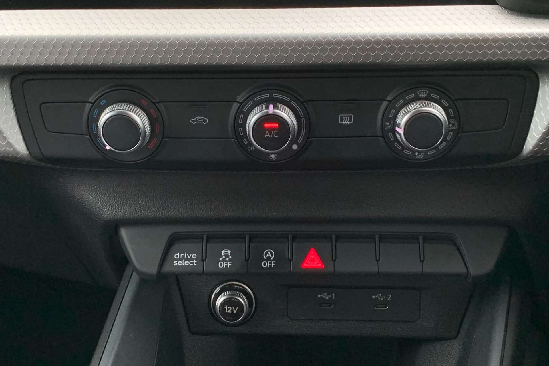 2021 AUDI A1 2021 AUDI A1