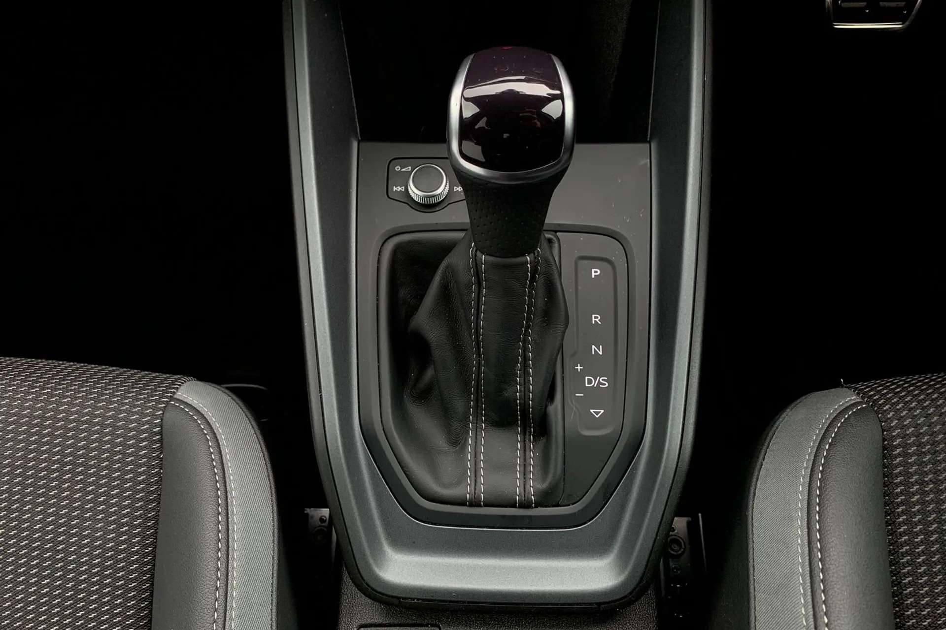 2021 AUDI A1 2021 AUDI A1