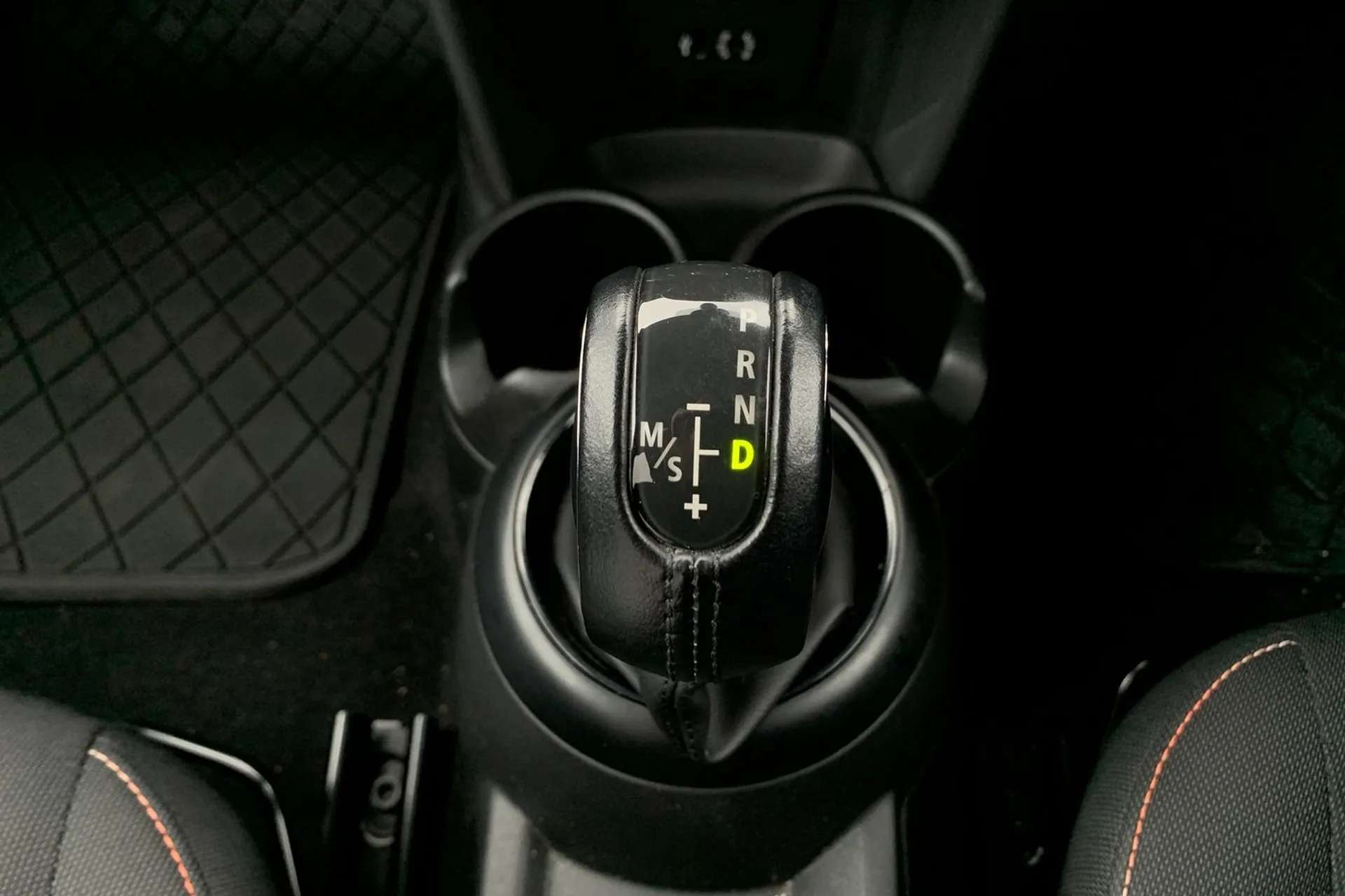 2018 MINI HATCH 2018 MINI HATCH